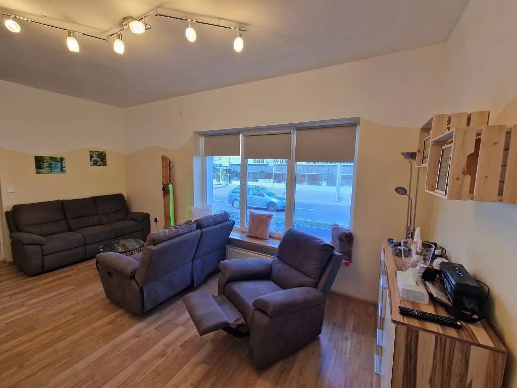 5-Zimmer-Wohnung mieten in Weiz – 90 m², € 119