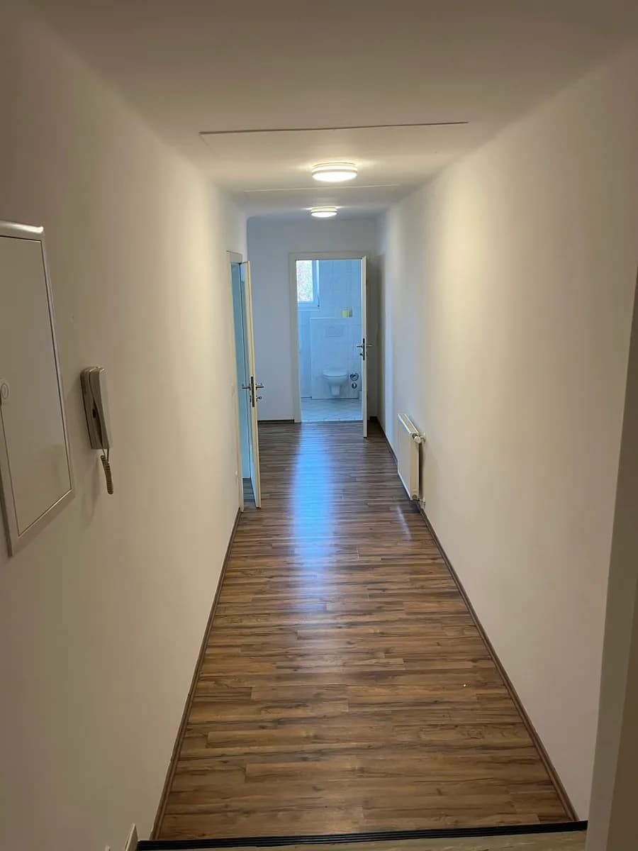 2-Zimmer-Wohnung mieten in Salzburg Stadt – 62 m², € 1.300 – Bild 1 von 11