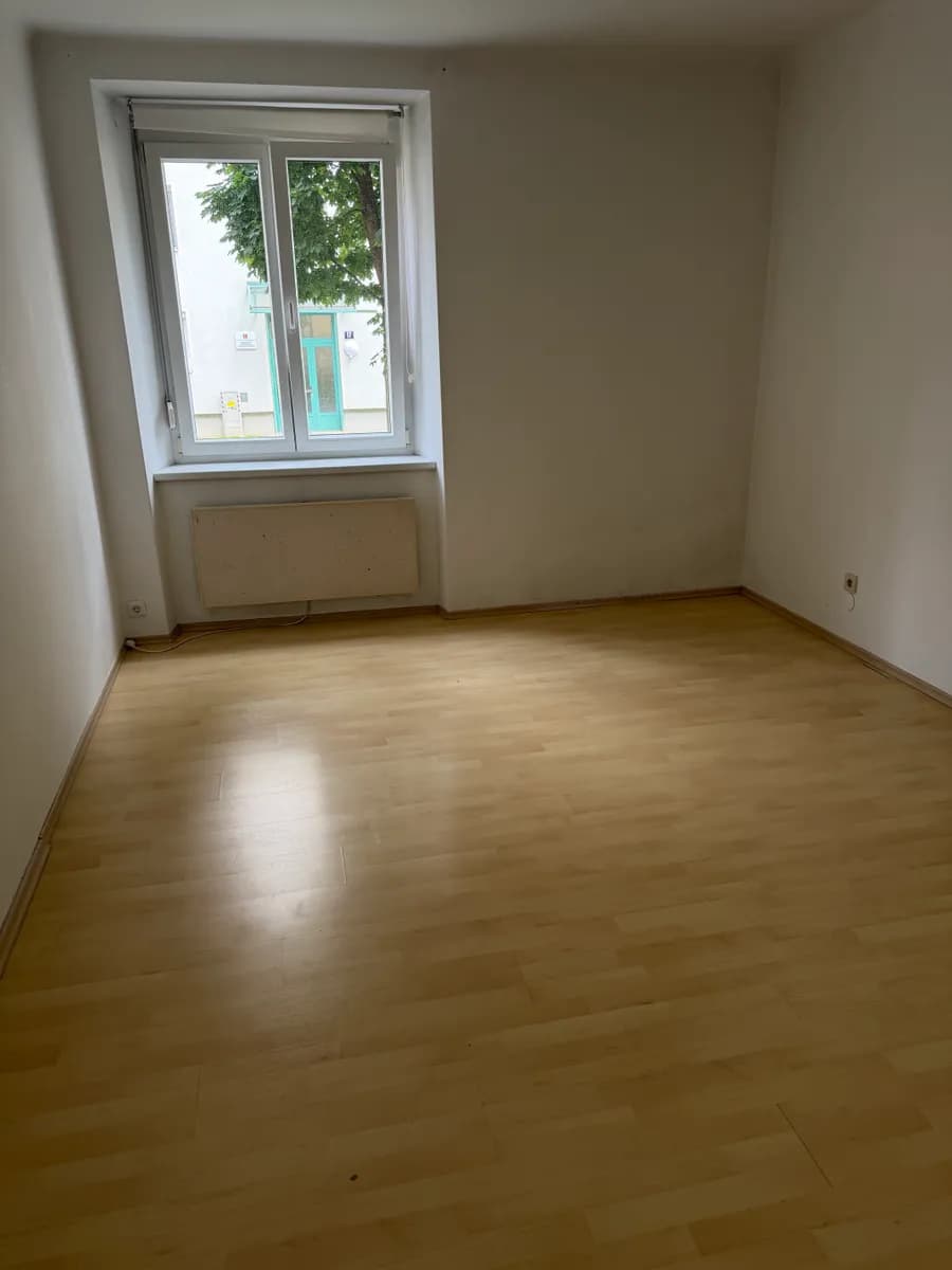 1-Zimmer-Wohnung mieten in Klagenfurt – 42 m², € 440 – Bild 2 von 7