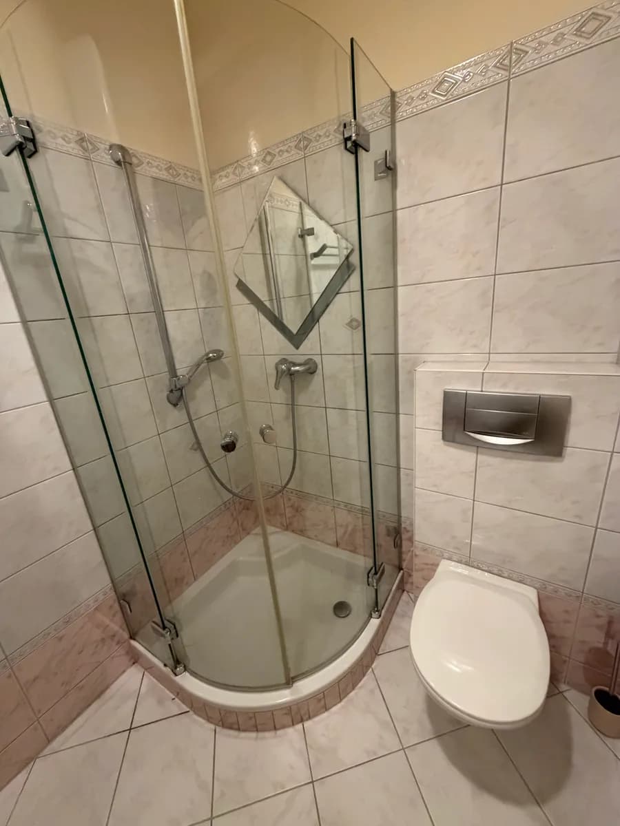 1-Zimmer-Wohnung mieten in Klagenfurt – 42 m², € 440 – Bild 5 von 7