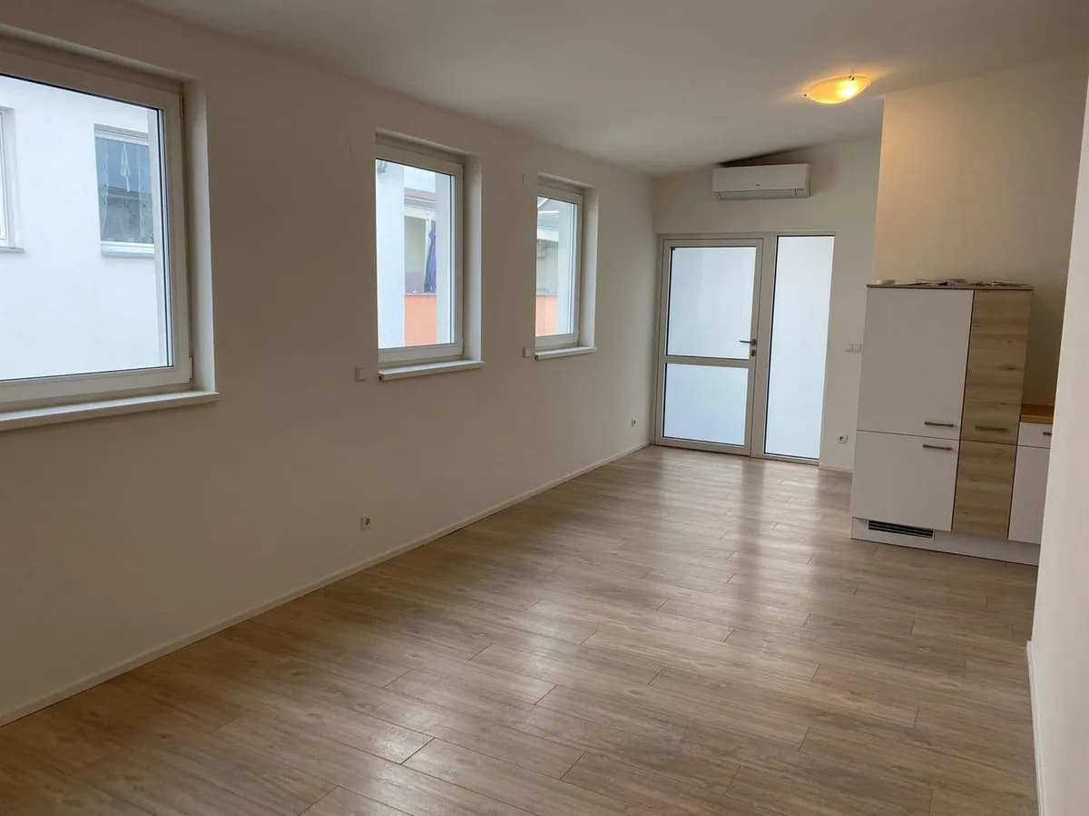 3-Zimmer-Wohnung mieten in Eisenstadt - Umgebung – 74 m², € 1.045 – Bild 3 von 18