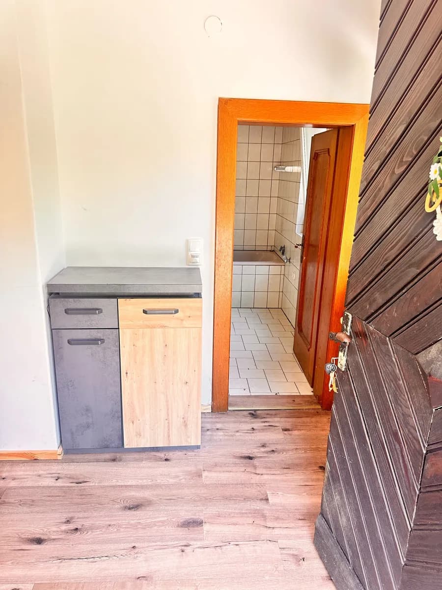 6-Zimmer-Wohnung kaufen in Klagenfurt Land – 108 m², € 165.000 – Bild 4 von 22