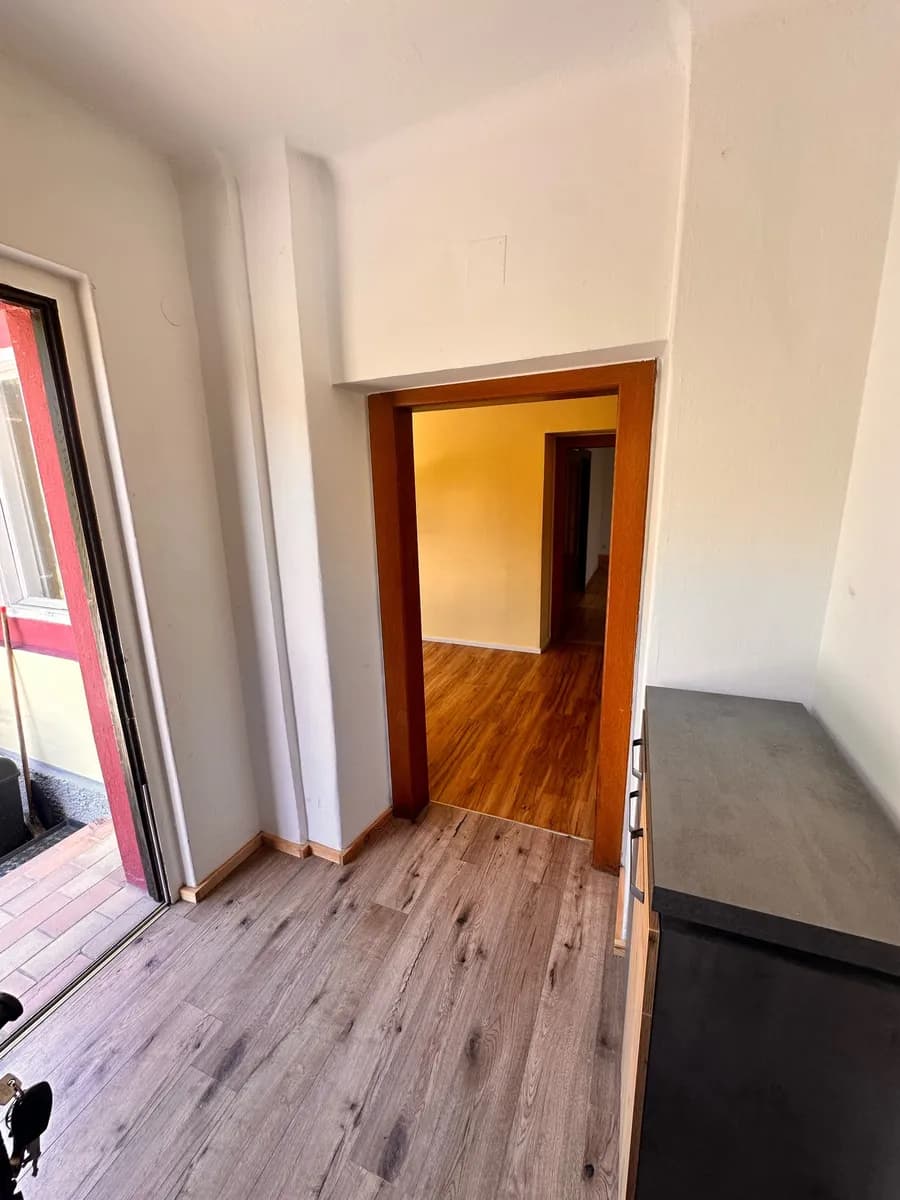 6-Zimmer-Wohnung kaufen in Klagenfurt Land – 108 m², € 165.000 – Bild 5 von 22
