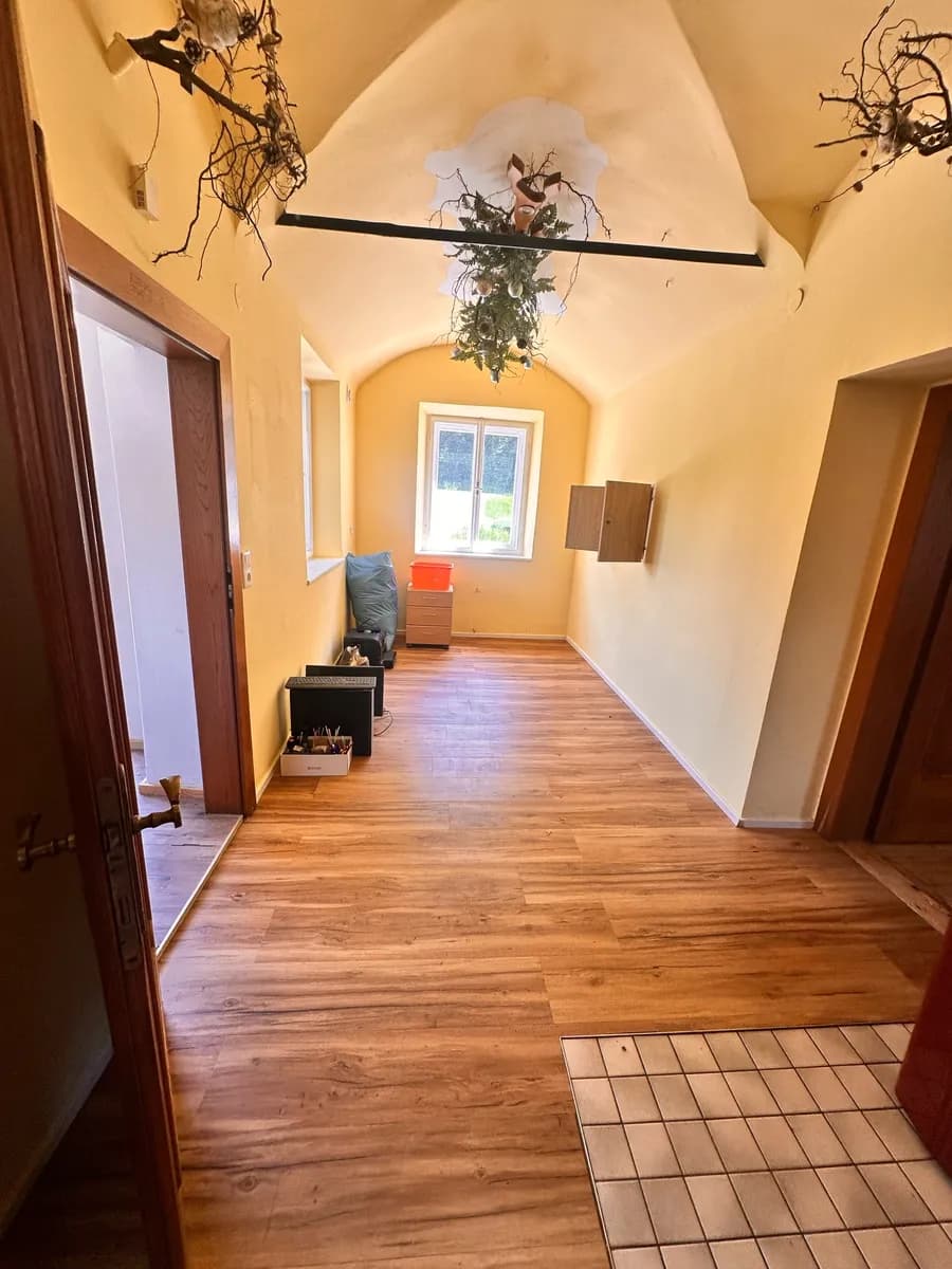 6-Zimmer-Wohnung kaufen in Klagenfurt Land – 108 m², € 165.000 – Bild 7 von 22