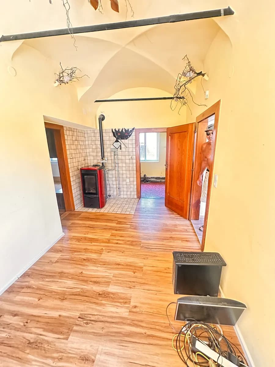 6-Zimmer-Wohnung kaufen in Klagenfurt Land – 108 m², € 165.000 – Bild 8 von 22