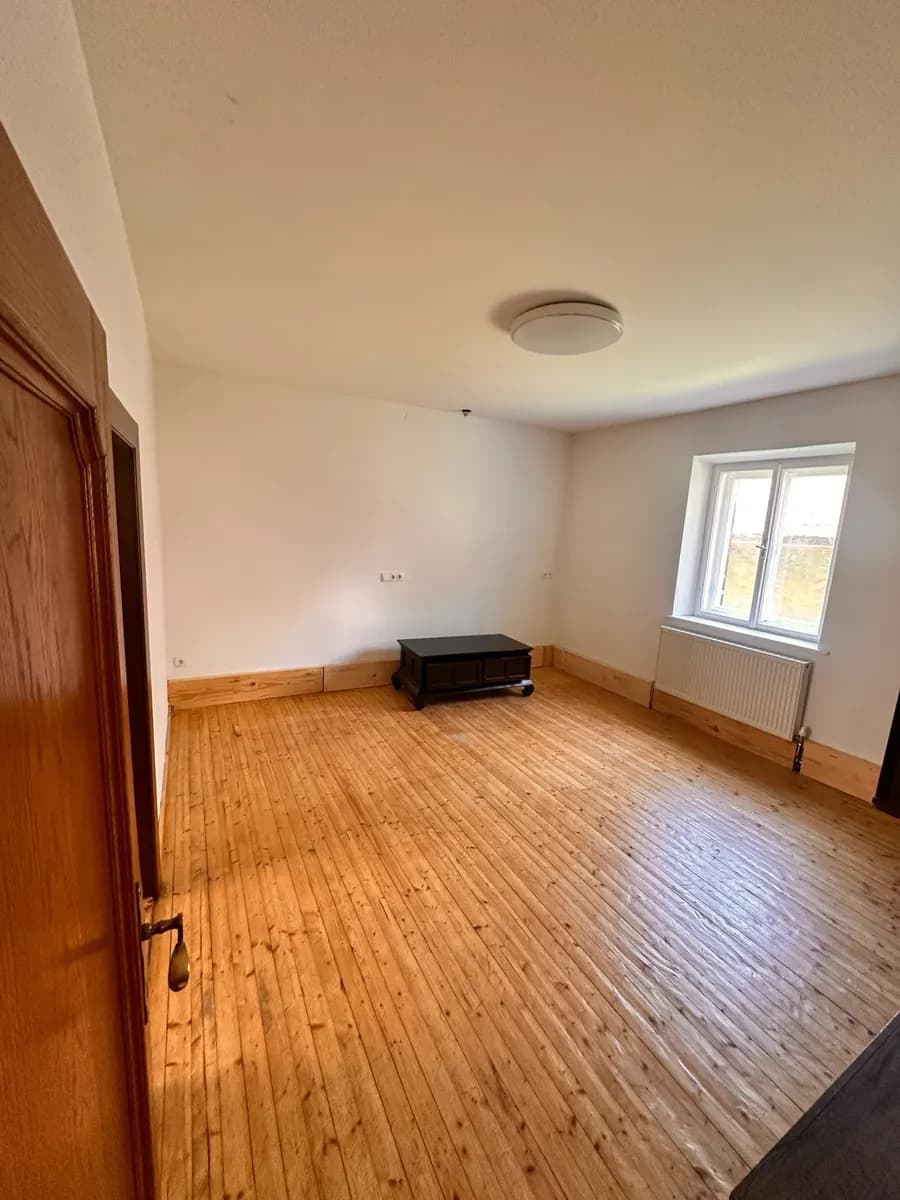6-Zimmer-Wohnung kaufen in Klagenfurt Land – 108 m², € 165.000 – Bild 9 von 22