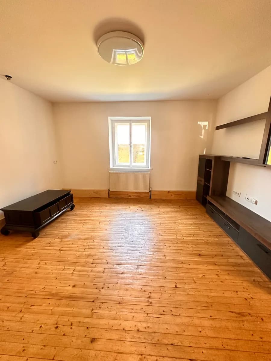 6-Zimmer-Wohnung kaufen in Klagenfurt Land – 108 m², € 165.000 – Bild 10 von 22