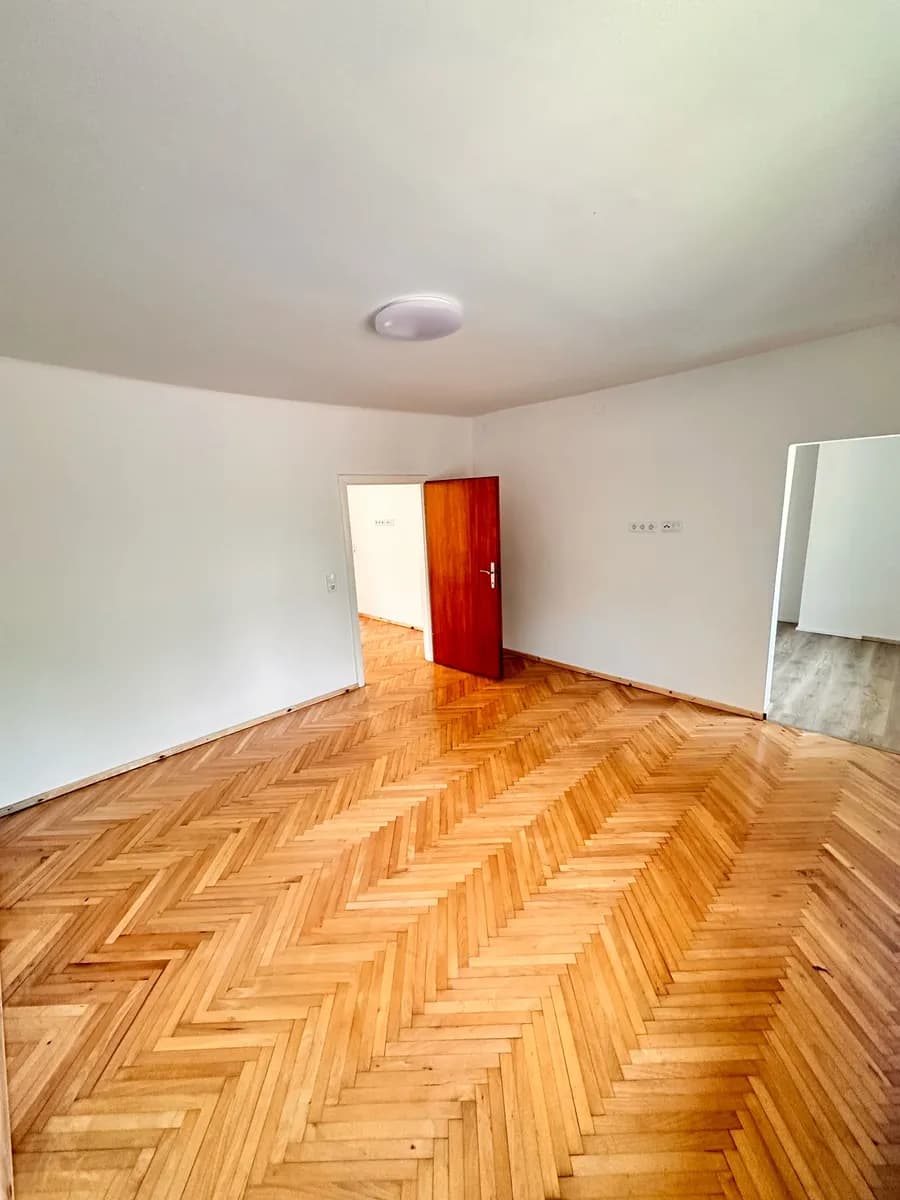 6-Zimmer-Wohnung kaufen in Klagenfurt Land – 108 m², € 165.000 – Bild 16 von 22