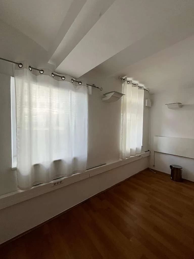 13-Zimmer-Immobilie mieten in Wien – 232 m², € 3.177 – Bild 18 von 60