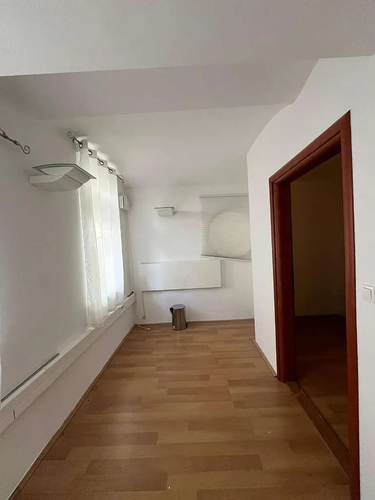13-Zimmer-Immobilie mieten in Wien – 232 m², € 3.177 – Bild 19 von 60