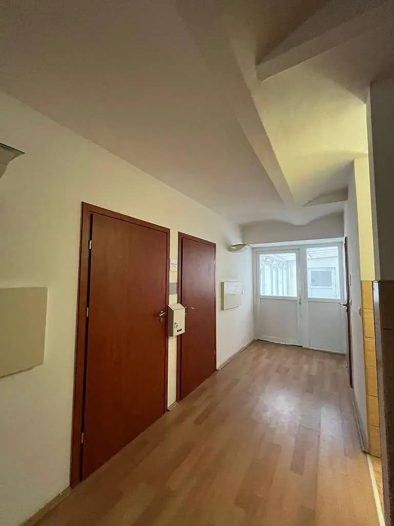 13-Zimmer-Immobilie mieten in Wien – 232 m², € 3.177 – Bild 23 von 60