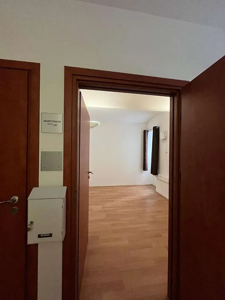 13-Zimmer-Immobilie mieten in Wien – 232 m², € 3.177 – Bild 27 von 60