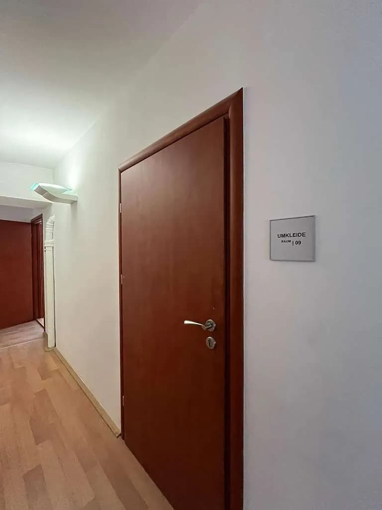 13-Zimmer-Immobilie mieten in Wien – 232 m², € 3.177 – Bild 42 von 60