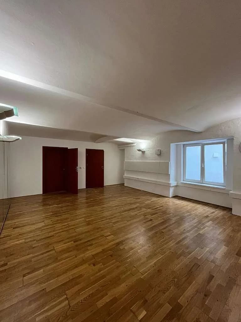 13-Zimmer-Immobilie mieten in Wien – 232 m², € 3.177 – Bild 48 von 60