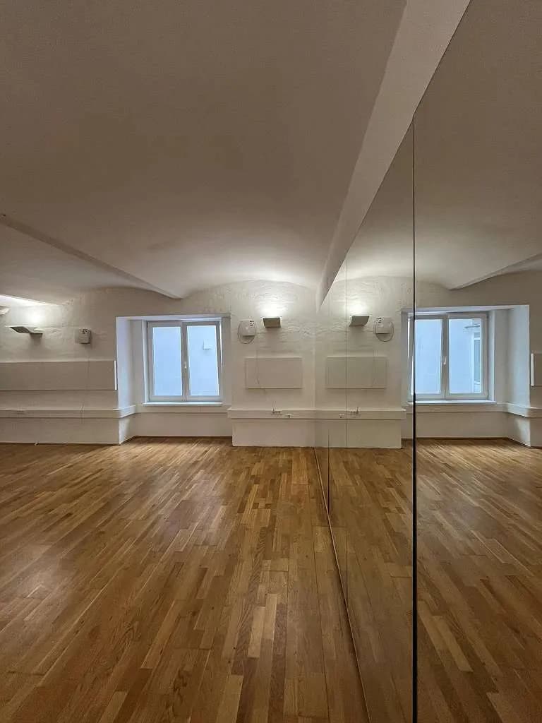 13-Zimmer-Immobilie mieten in Wien – 232 m², € 3.177 – Bild 49 von 60