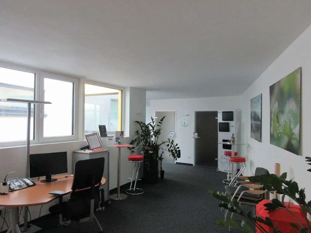 2-Zimmer-Gewerbeimmobilie mieten in Salzburg Stadt – 96 m², € 1.313 – Bild 4 von 9