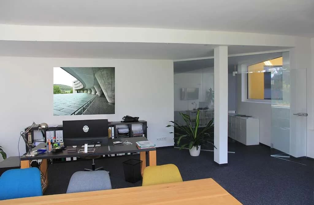 2-Zimmer-Gewerbeimmobilie mieten in Salzburg Stadt – 96 m², € 1.313 – Bild 8 von 9