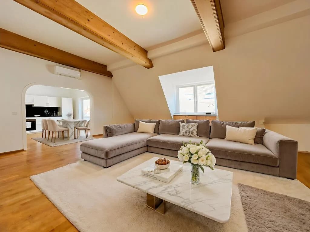 5-Zimmer-Wohnung mieten in Wien – 158 m², € 3.148 – Bild 1 von 30