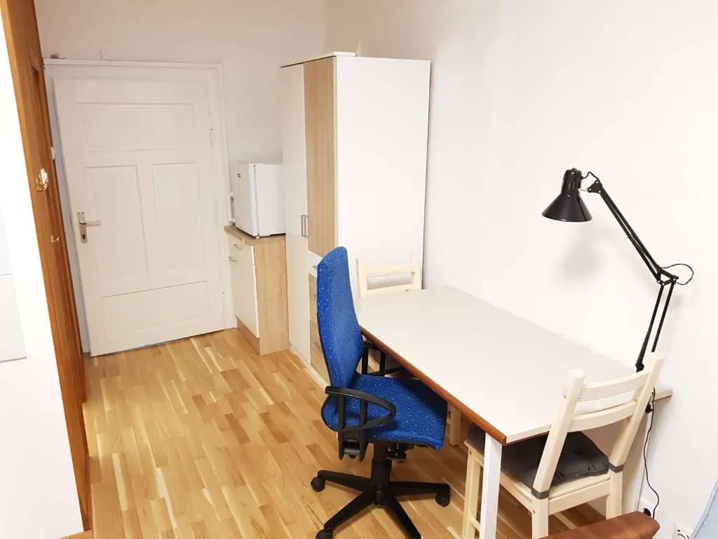 1-Zimmer-Wohnung mieten in Graz – 25 m², € 590 – Bild 2 von 9