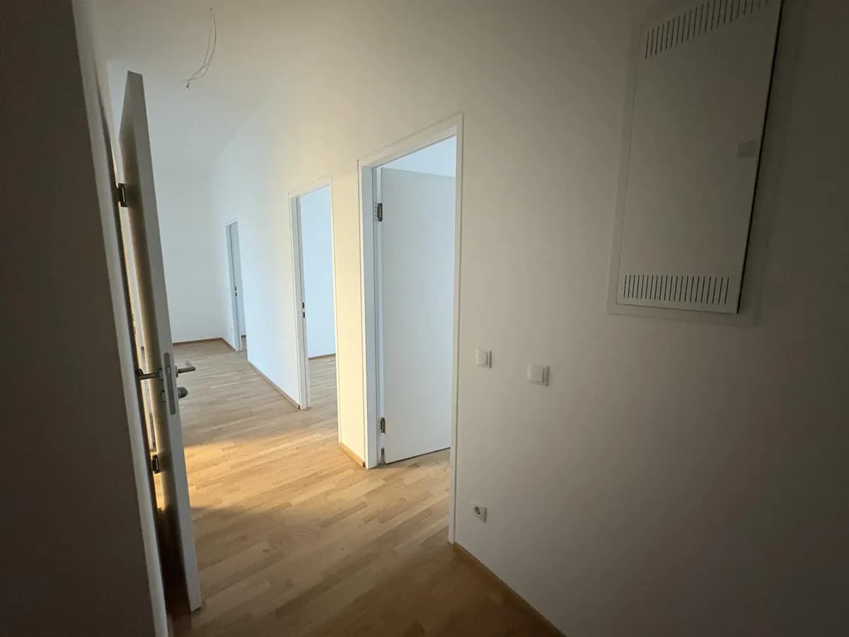 4-Zimmer-Wohnung mieten in Schwaz – 98 m², € 2.066 – Bild 9 von 12