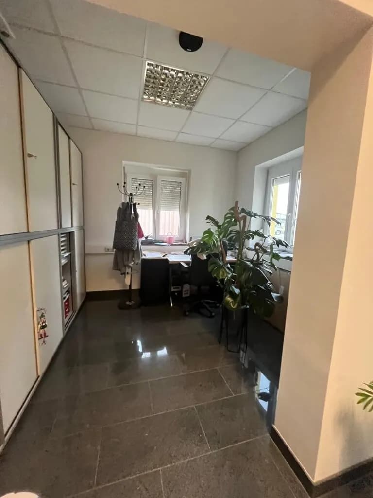 Gewerbeimmobilie mieten in Neunkirchen – € 5.920 – Bild 10 von 56