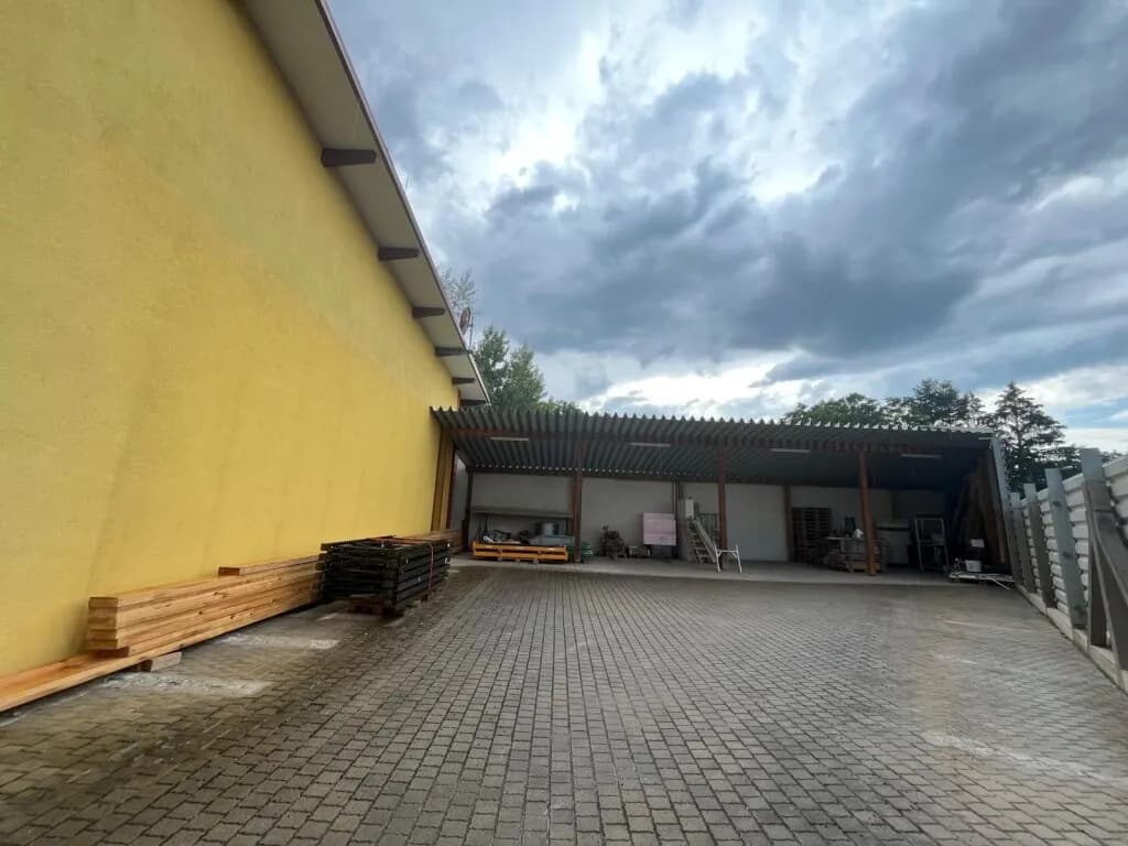 Gewerbeimmobilie mieten in Neunkirchen – € 5.920 – Bild 30 von 56