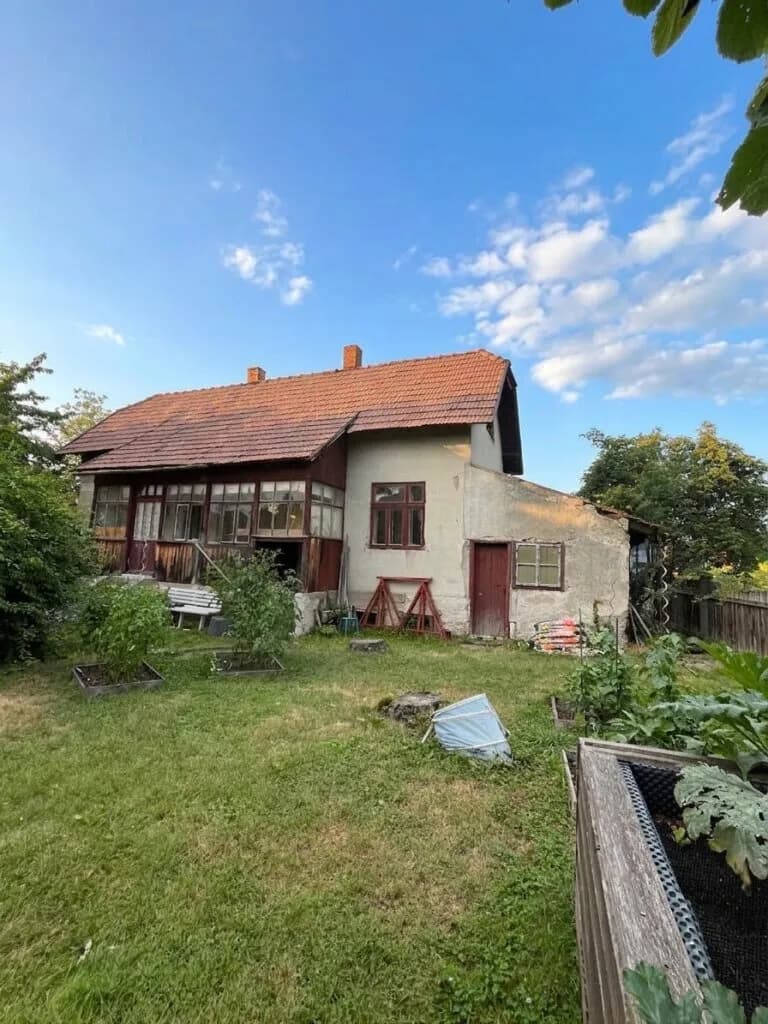 Grundstück kaufen in Neunkirchen – 435 m², € 98.000