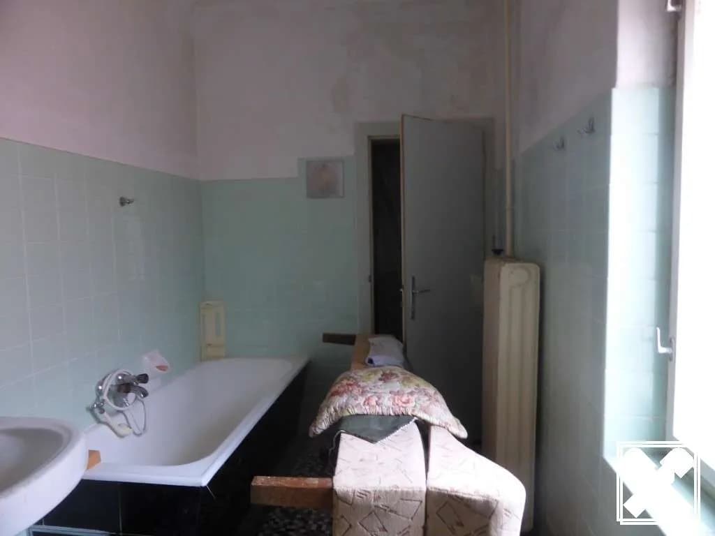 9-Zimmer-Haus kaufen in Hollabrunn – 220 m², € 260.000 – Bild 5 von 17
