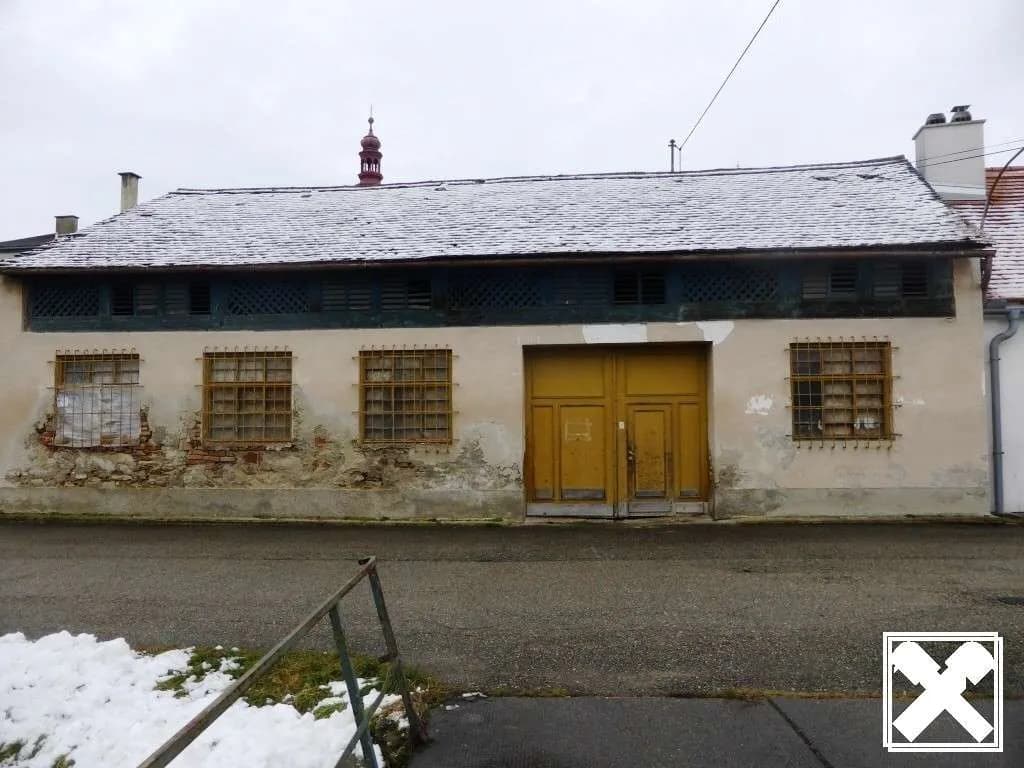 9-Zimmer-Haus kaufen in Hollabrunn – 220 m², € 260.000 – Bild 8 von 17