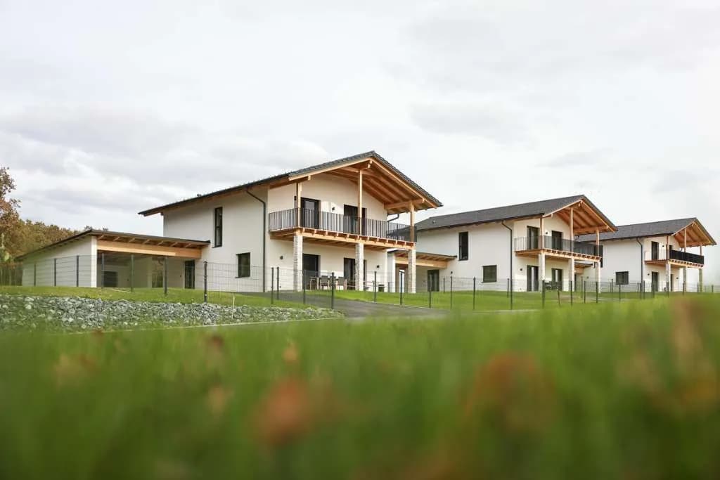 5-Zimmer-Haus mieten in Jennersdorf – 160 m², € 2.280 – Bild 2 von 34