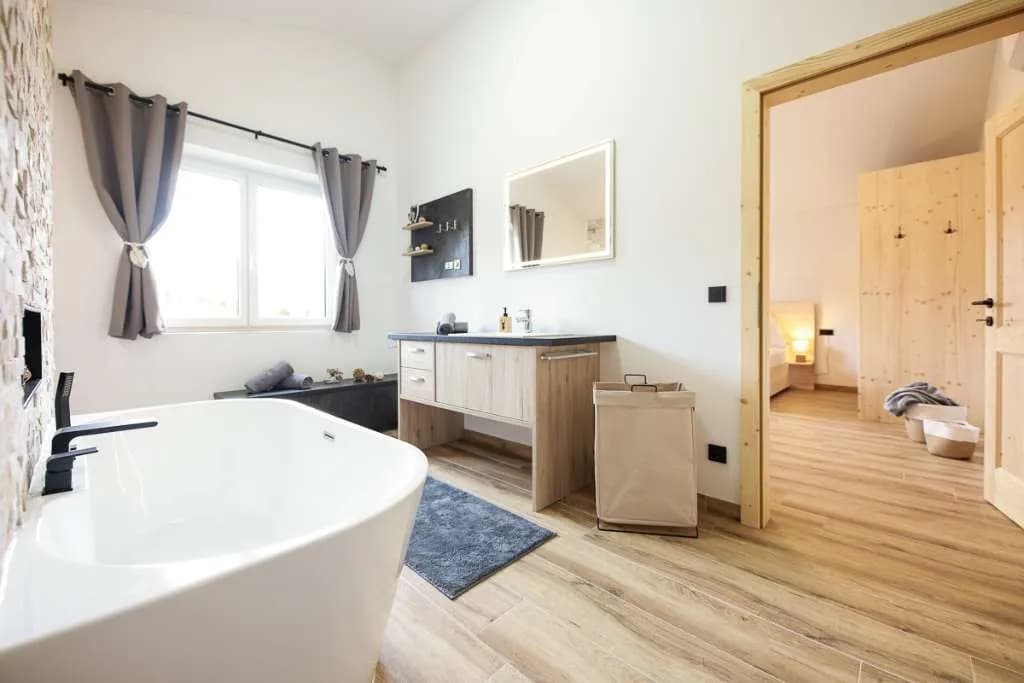 5-Zimmer-Haus mieten in Jennersdorf – 160 m², € 2.280 – Bild 19 von 34