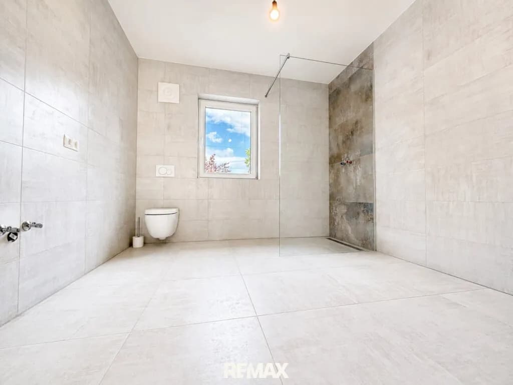 5-Zimmer-Haus kaufen in Klagenfurt Land – 143 m², € 475.000 – Bild 9 von 18
