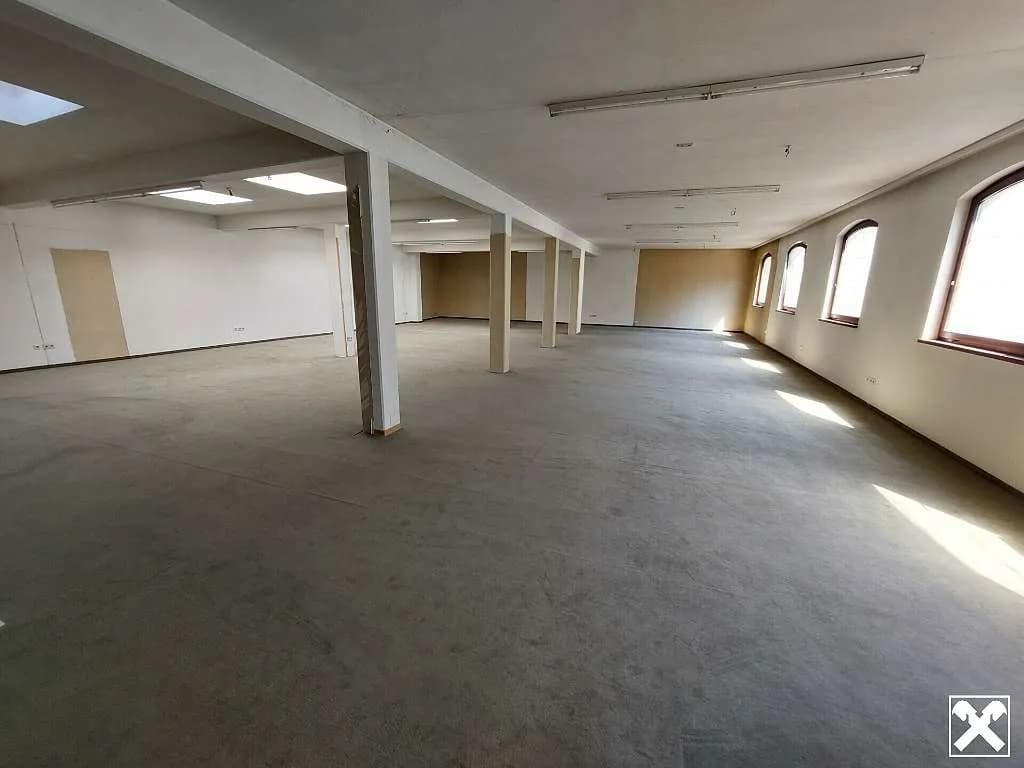 10-Zimmer-Gewerbeimmobilie kaufen in Bruck an der Leitha – 100 m², € 684.000 – Bild 6 von 14