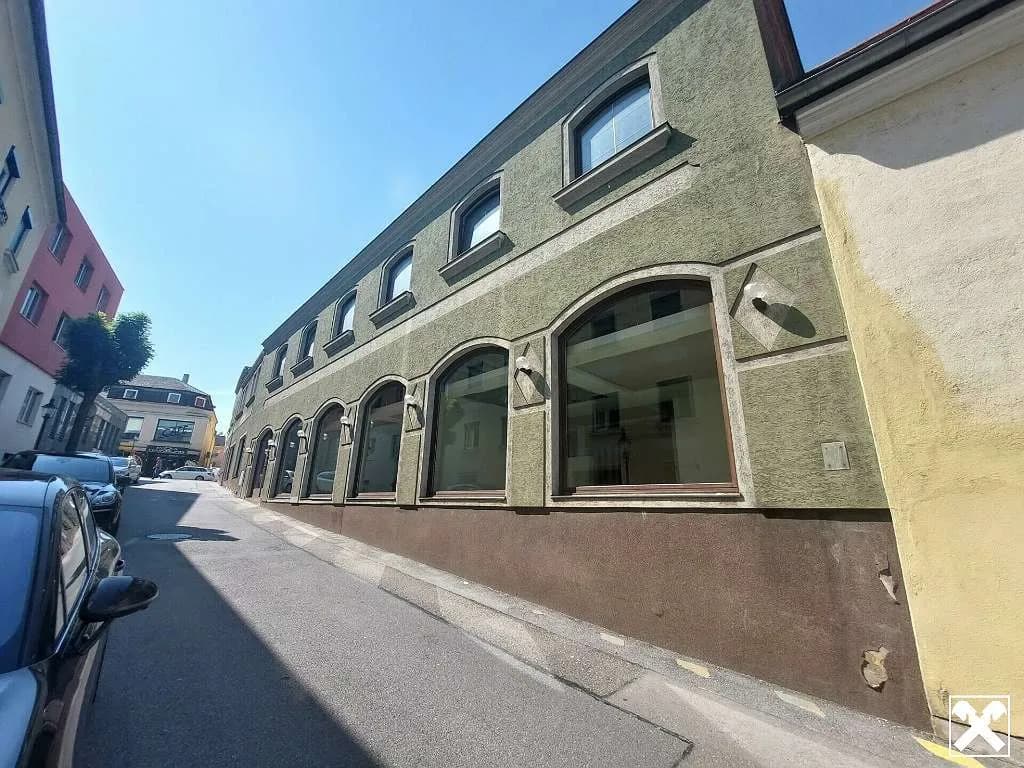 10-Zimmer-Gewerbeimmobilie kaufen in Bruck an der Leitha – 100 m², € 684.000 – Bild 12 von 14