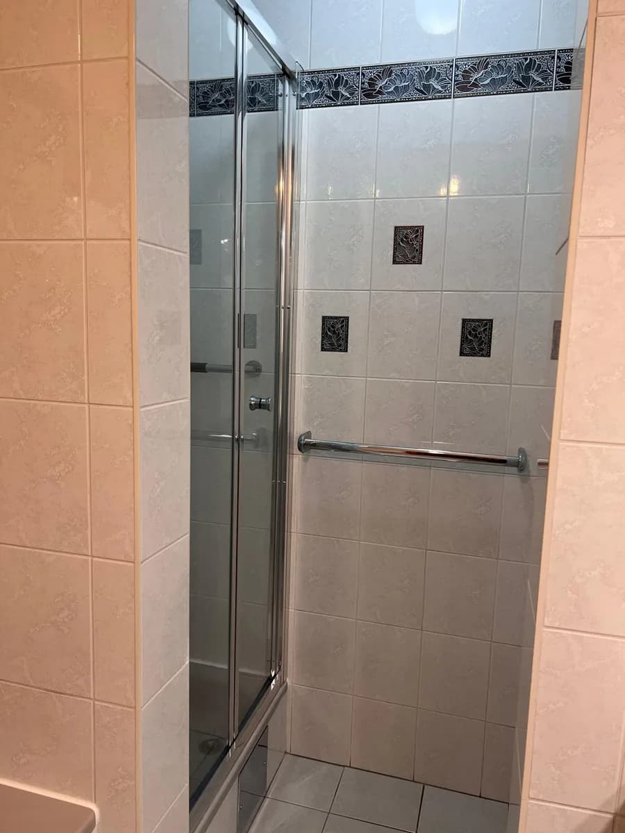 7-Zimmer-Haus mieten in Tulln – 140 m², € 2.990 – Bild 12 von 22