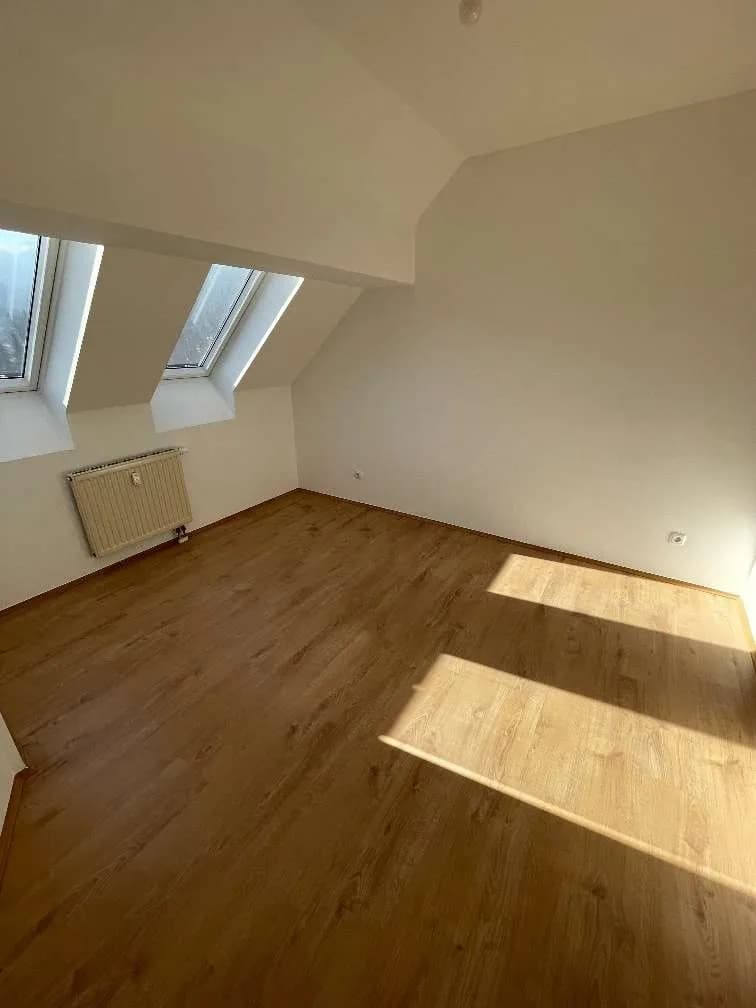 2-Zimmer-Wohnung mieten in Bruck-Mürzzuschlag – 45 m², € 498 – Bild 4 von 6