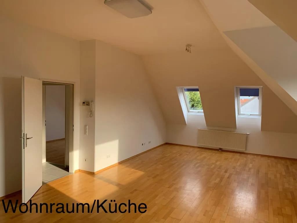 2-Zimmer-Wohnung mieten in Korneuburg – 72 m², € 890 – Bild 1 von 9