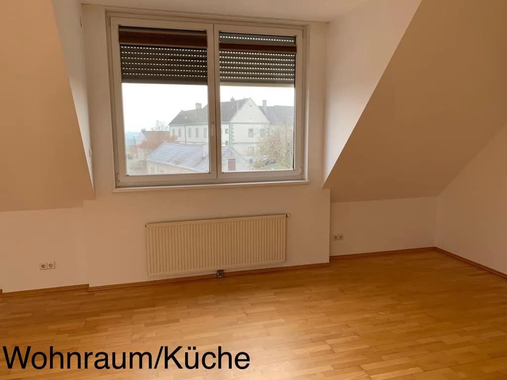 2-Zimmer-Wohnung mieten in Korneuburg – 72 m², € 890 – Bild 2 von 9