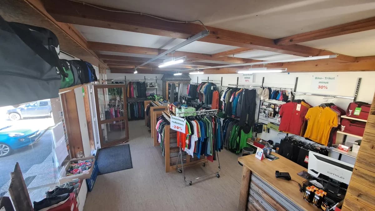Gewerbeimmobilie mieten in Kirchdorf an der Krems – 154 m², € 1.100 – Bild 2 von 5