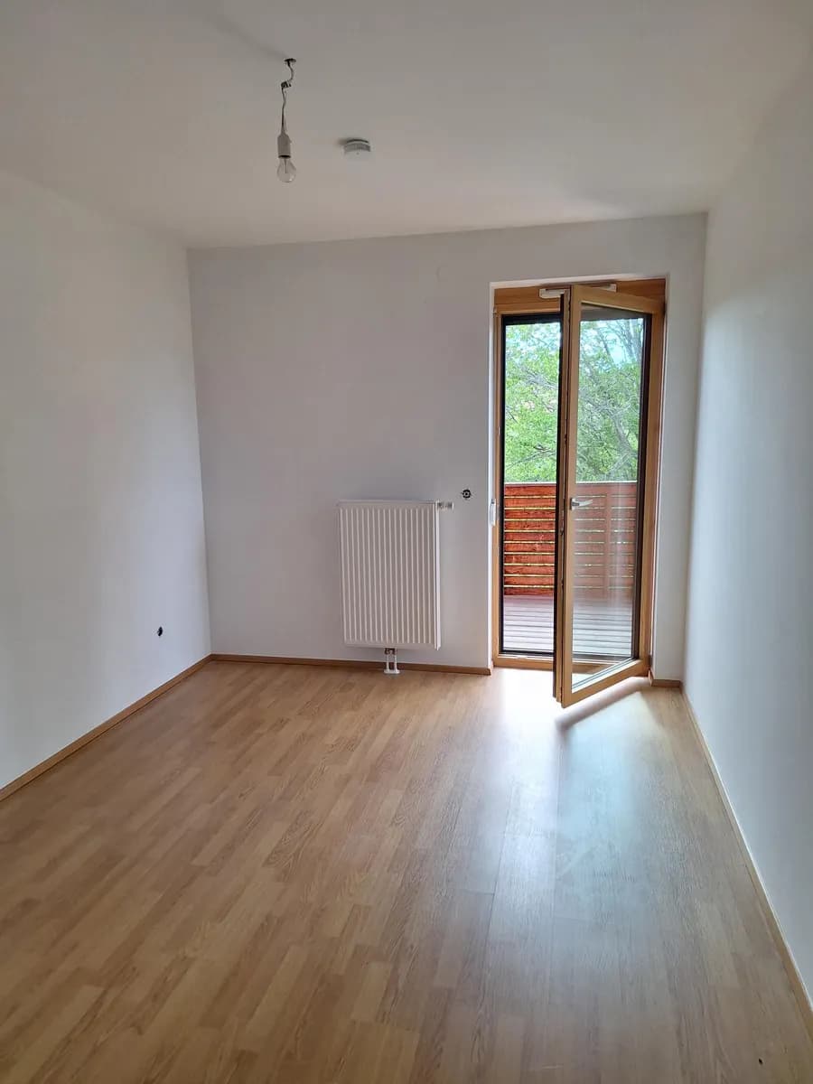 2-Zimmer-Wohnung mieten in Jennersdorf – 70,77 m², € 701 – Bild 3 von 9
