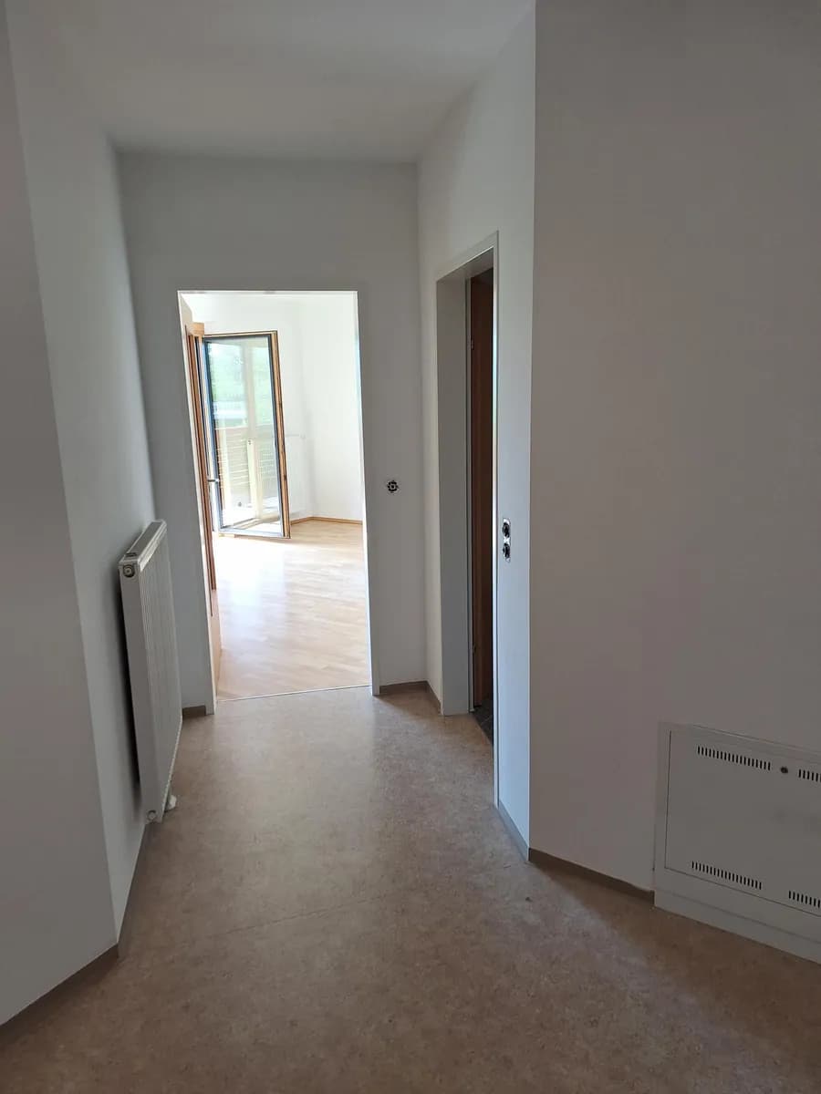 2-Zimmer-Wohnung mieten in Jennersdorf – 70,77 m², € 701 – Bild 4 von 9
