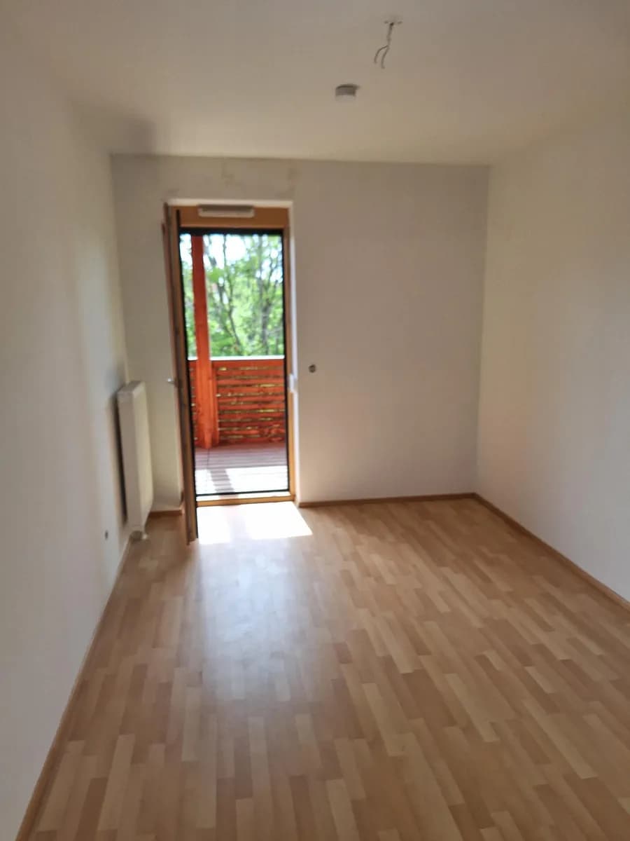 2-Zimmer-Wohnung mieten in Jennersdorf – 70,77 m², € 701 – Bild 6 von 9