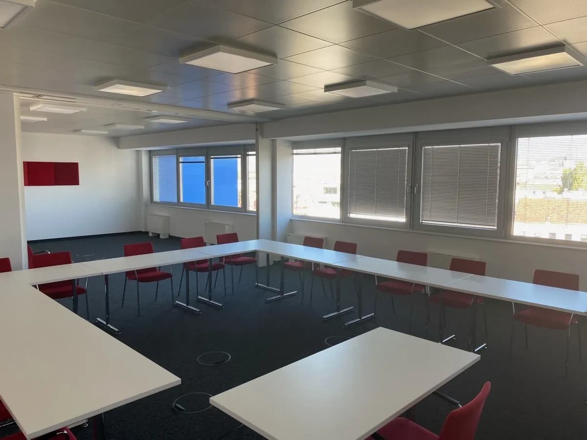 Gewerbeimmobilie mieten in Wien – 242 m², € 4.882 – Bild 4 von 8
