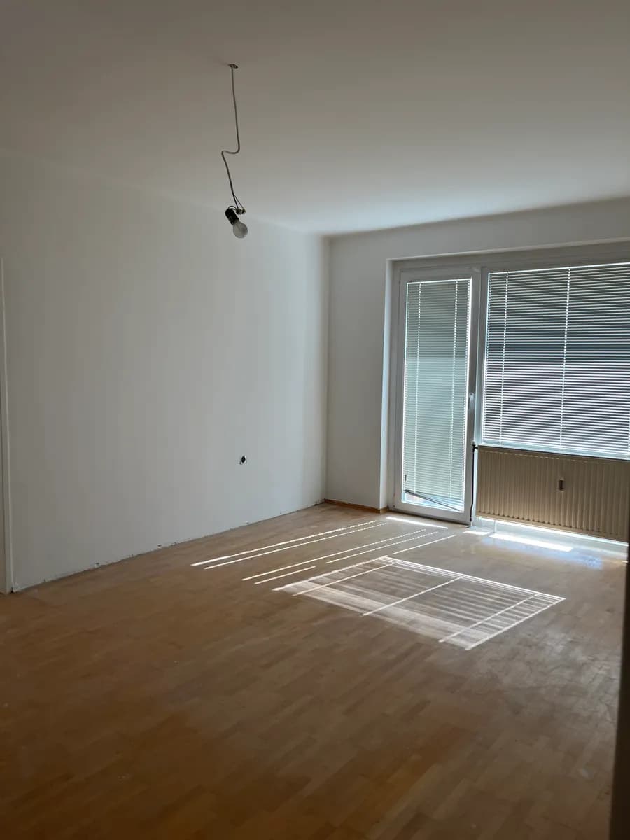 3-Zimmer-Wohnung mieten in Wels – 82 m², € 900 – Bild 6 von 8