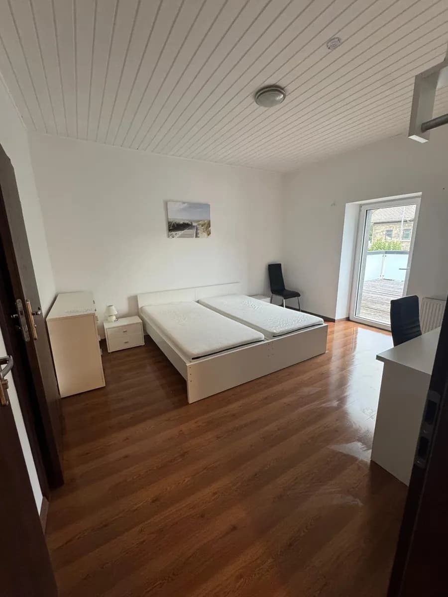 1-Zimmer-Wohnung mieten in Lilienfeld – 20 m², € 300 – Bild 2 von 11