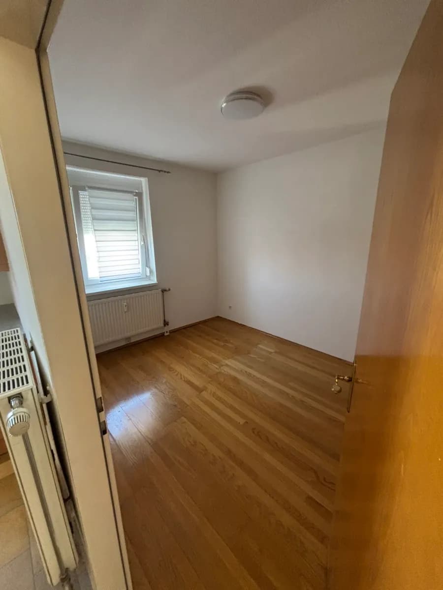 2-Zimmer-Wohnung mieten in Wels – 45 m², € 650 – Bild 3 von 5