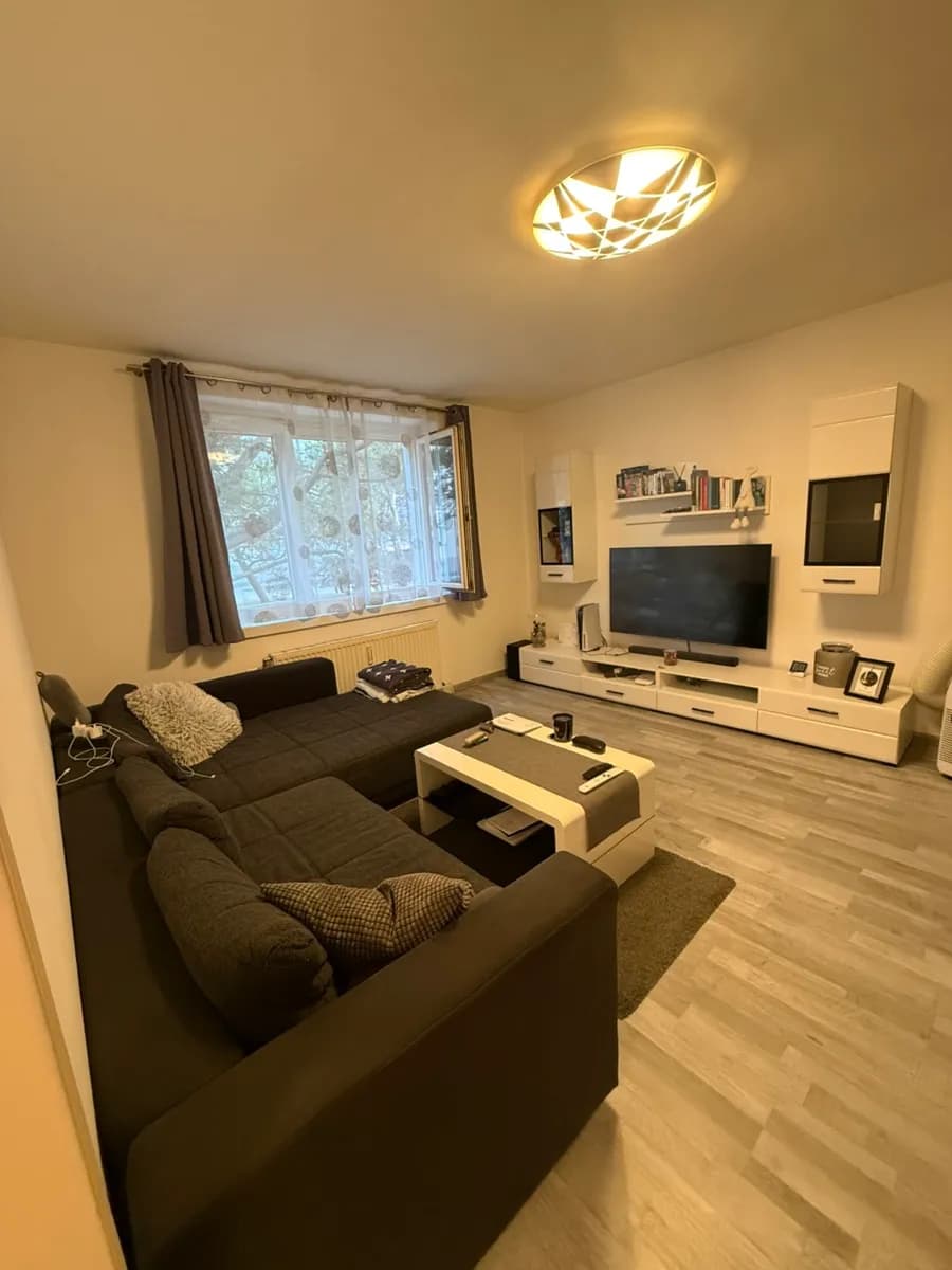 2-Zimmer-Wohnung mieten in Wien – 54 m², € 553 – Bild 1 von 13