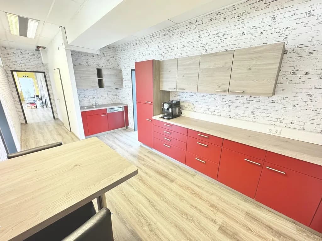 5-Zimmer-Gewerbeimmobilie mieten in Wien – 179 m², € 1.745 – Bild 9 von 14
