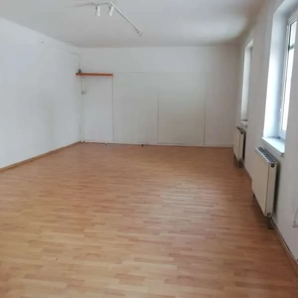 2-Zimmer-Gewerbeimmobilie mieten in Wiener Neustadt – 78 m², € 811 – Bild 4 von 6