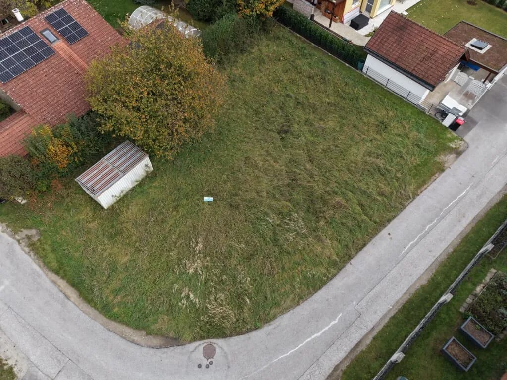 Grundstück kaufen in Mödling – 702 m², € 275.000 – Bild 2 von 2